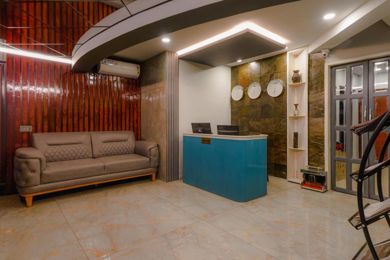 Dream Hotel - Richmond Bangalore Extérieur photo