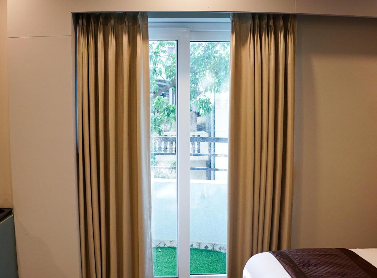 Dream Hotel - Richmond Bangalore Extérieur photo